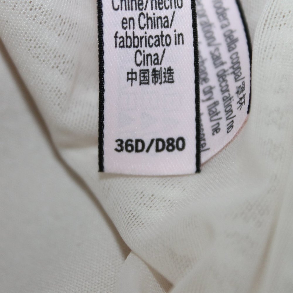 Victoria's Secret Women's 36D Bra - Picture 8 of 8